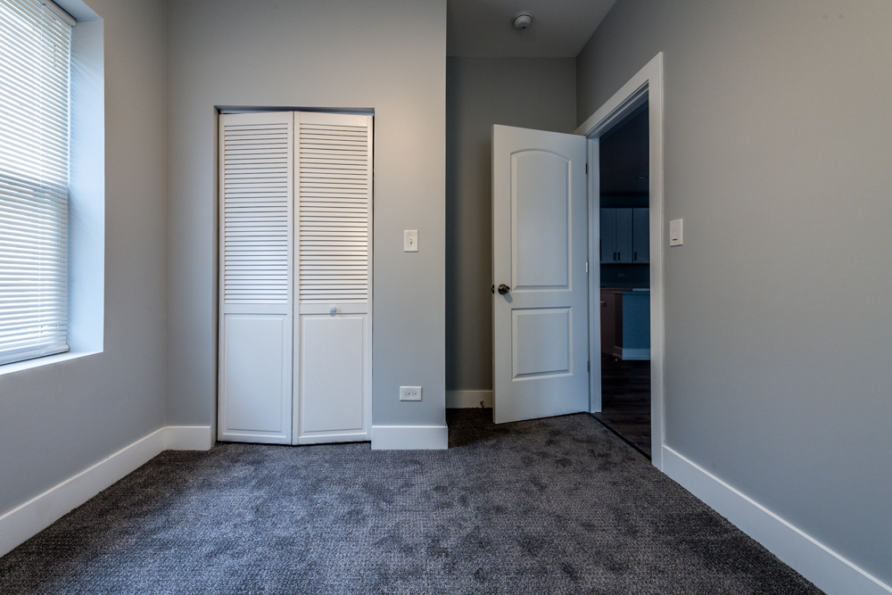 3579 West Mclean Avenue Chicago IL 60647