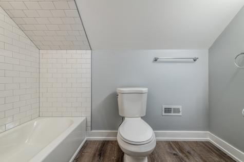 3579 West Mclean Avenue Chicago IL 60647