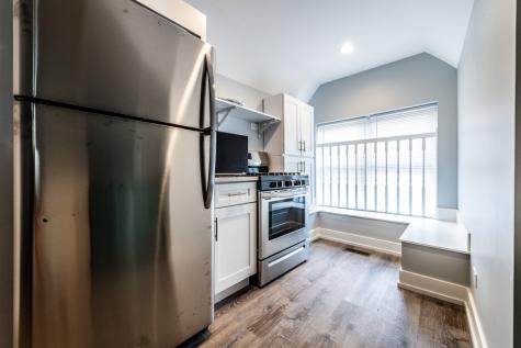 3579 West Mclean Avenue Chicago IL 60647