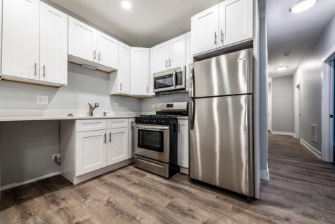 3579 West Mclean Avenue Chicago IL 60647
