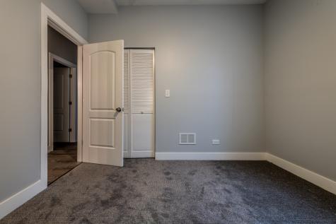 3579 West Mclean Avenue Chicago IL 60647