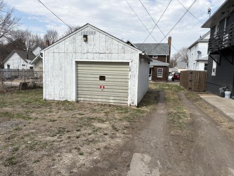 2428 5TH Avenue Moline IL 61265