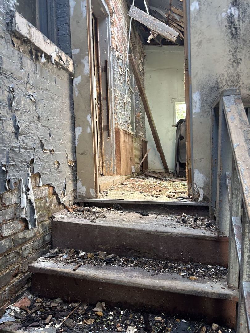 5951 South Elizabeth Street Chicago IL 60636