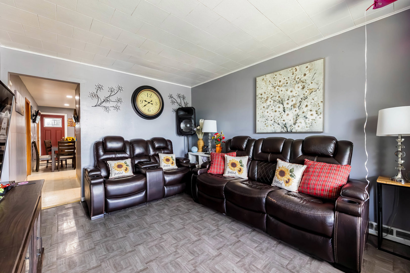 5633 West 64th Place W Chicago IL 60638