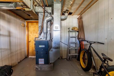 5633 West 64th Place Chicago IL 60638