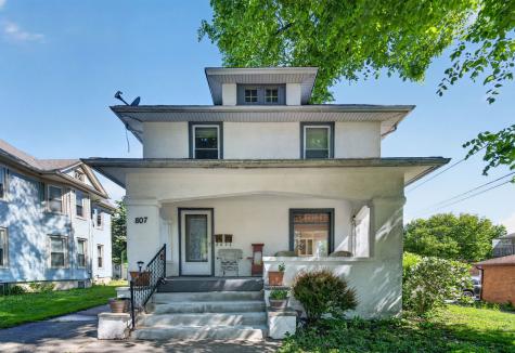 807 Farragut Place Joliet IL 60435