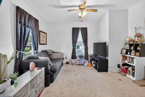 807 Farragut Place Joliet IL 60435