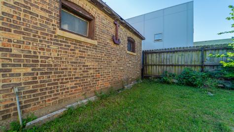 13351 South Baltimore Avenue Chicago IL 60633