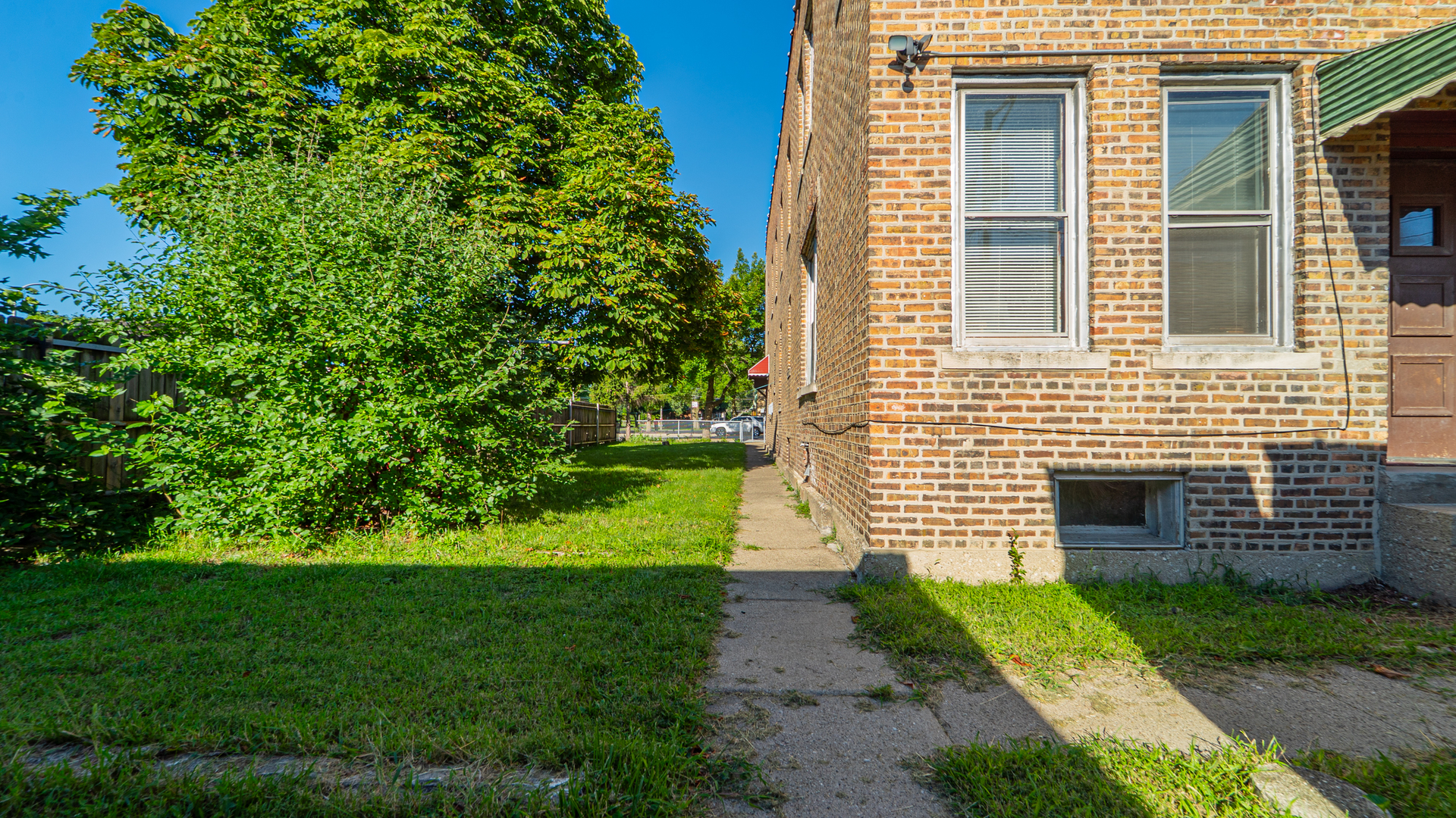13351 South Baltimore Avenue Chicago IL 60633