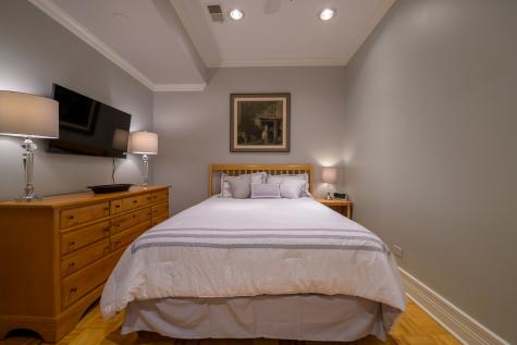 1726 North Cleveland Avenue Chicago IL 60614