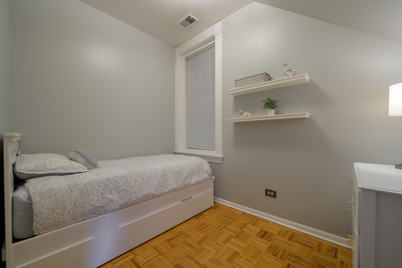 1726 North Cleveland Avenue Chicago IL 60614