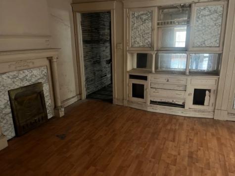 5618 South Indiana Avenue Chicago IL 60637