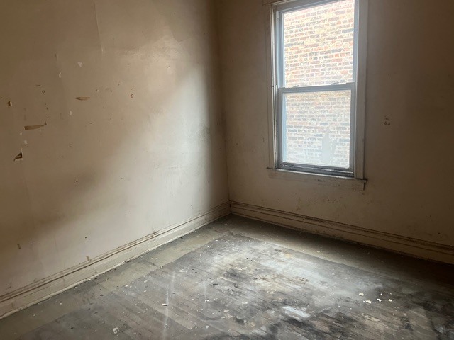 5618 South Indiana Avenue Chicago IL 60637