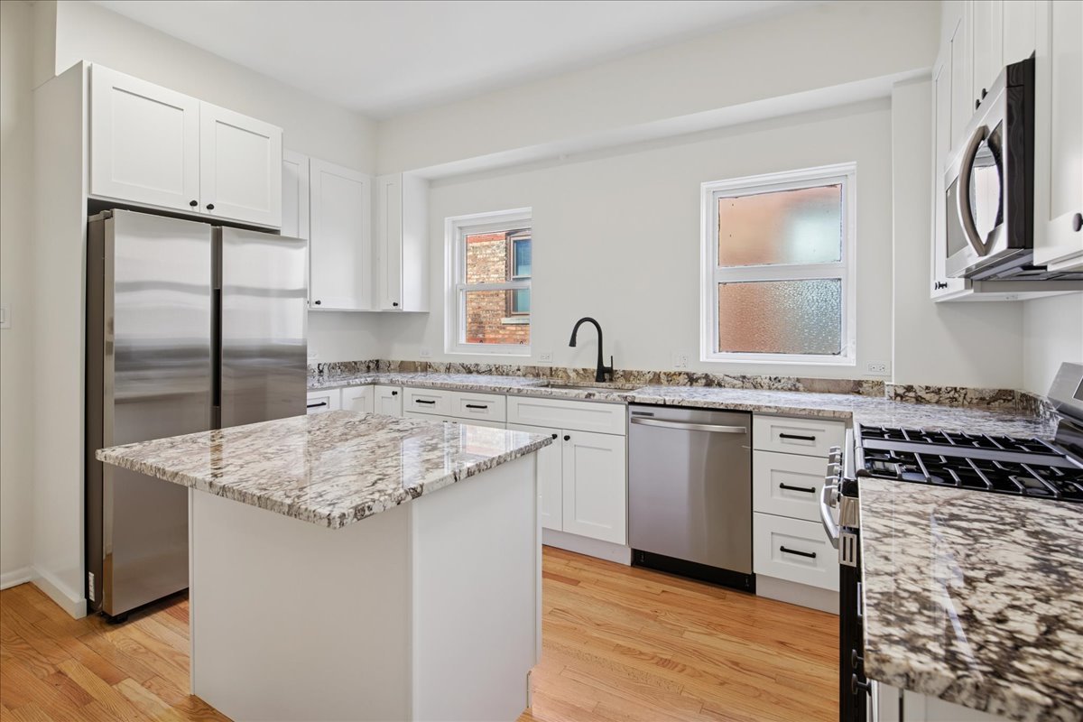 2528 North California Avenue Chicago IL 60647