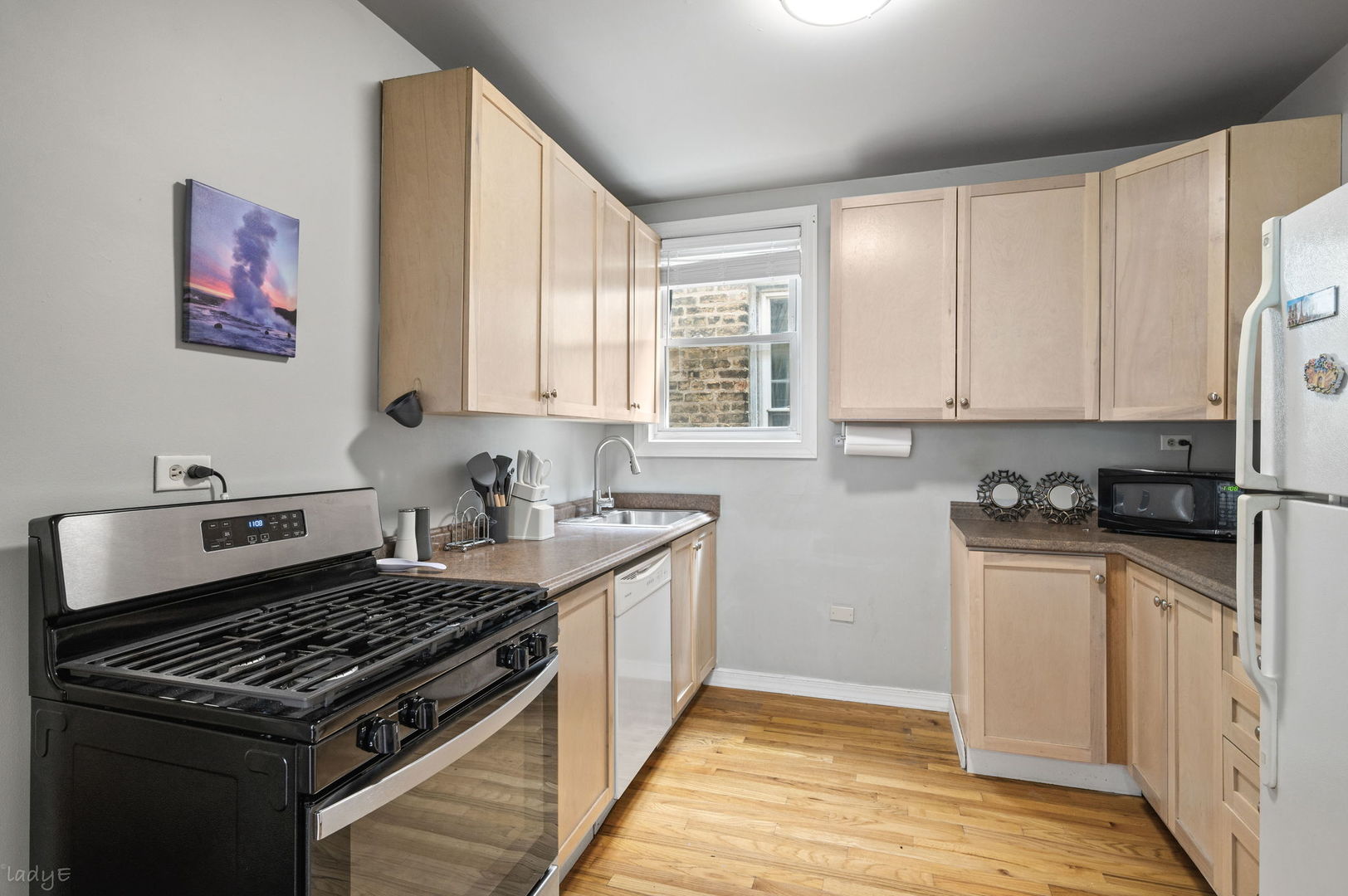 2621 West Haddon Street Chicago IL 60622