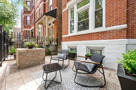 2621 West Haddon Street Chicago IL 60622