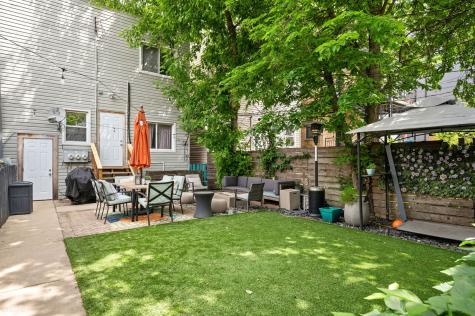 2621 West Haddon Street Chicago IL 60622