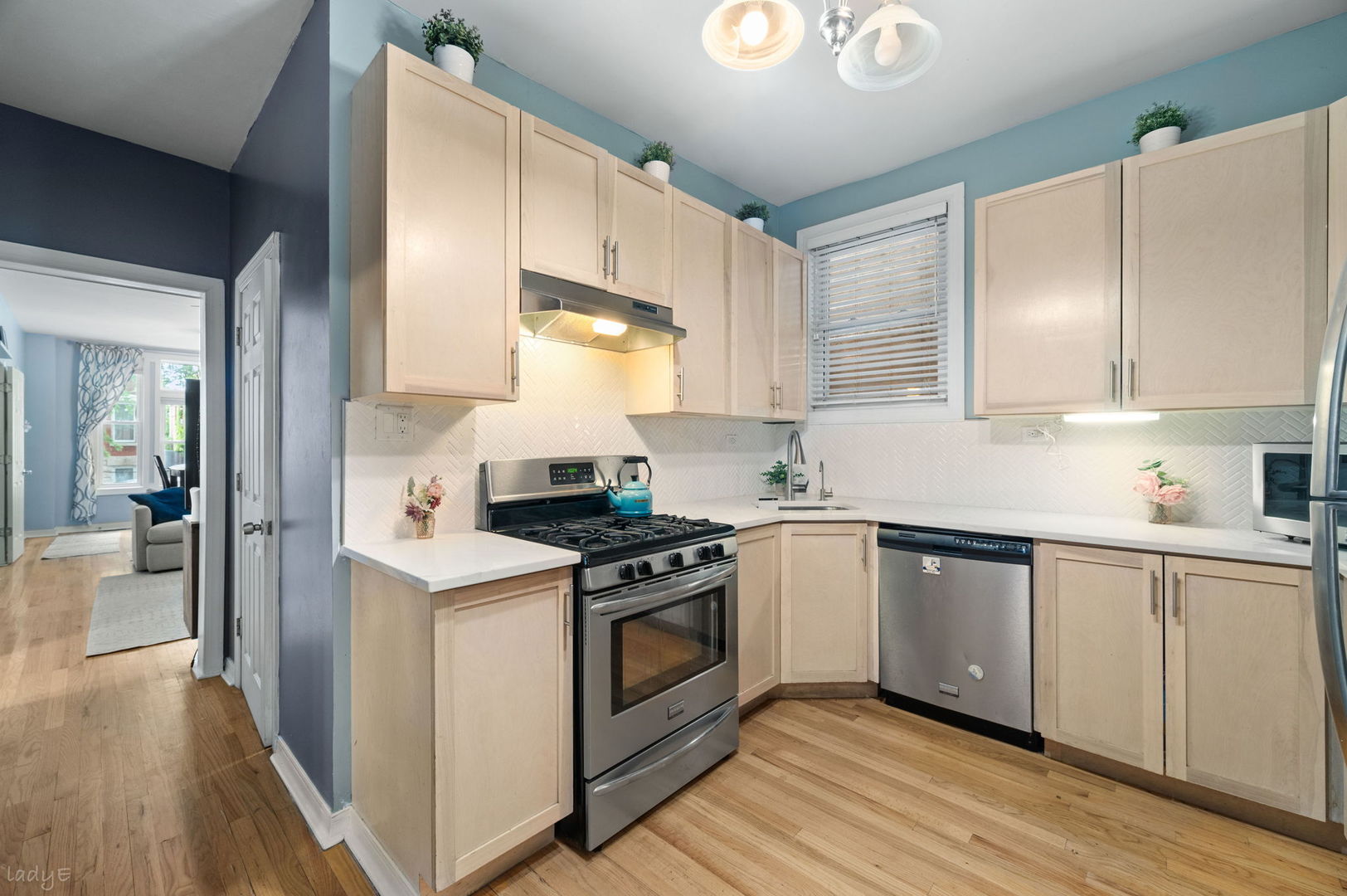 2621 West Haddon Street Chicago IL 60622