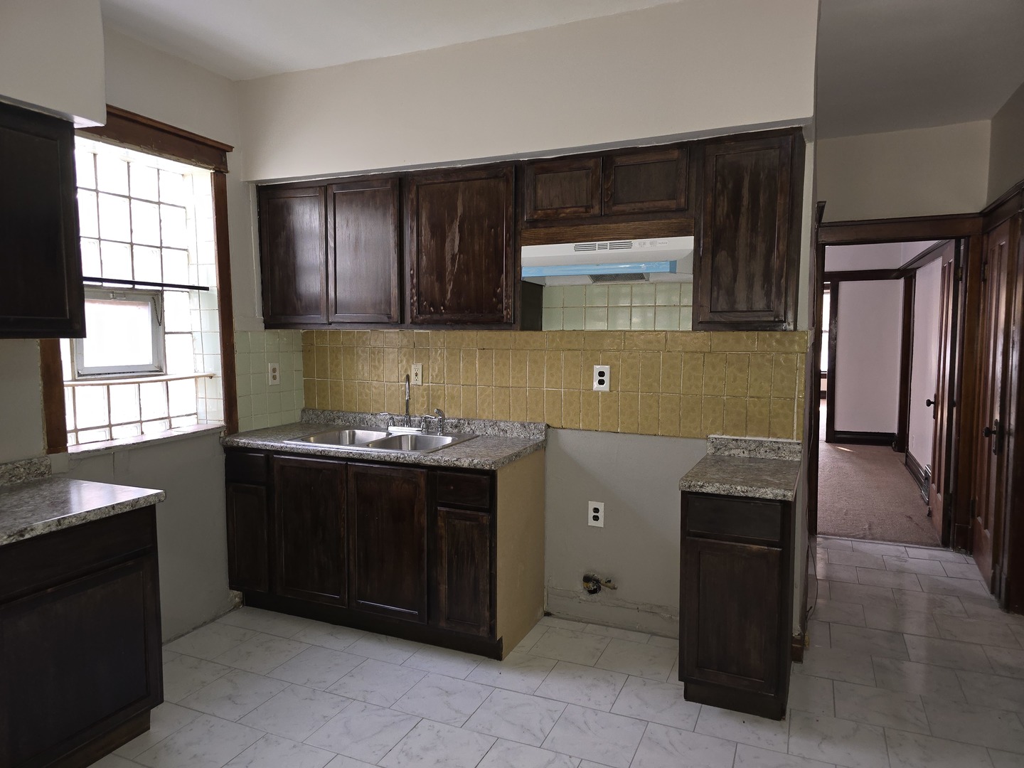 7517 South Green Street Chicago IL 60620