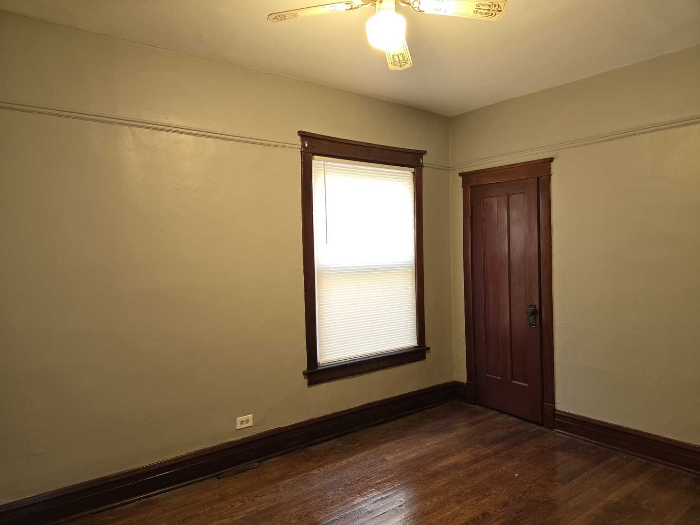 7517 South Green Street Chicago IL 60620