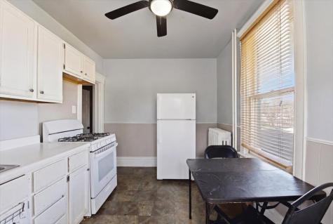 2807 Elizabeth Avenue Zion IL 60099
