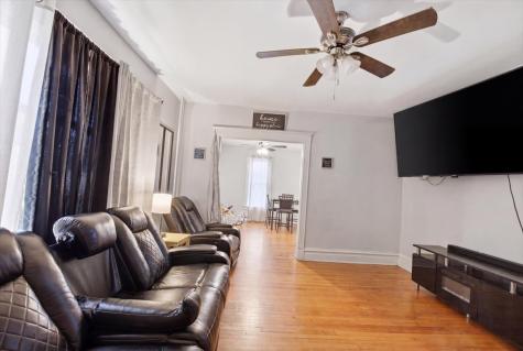 2807 Elizabeth Avenue Zion IL 60099