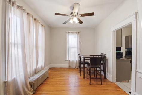 2807 Elizabeth Avenue Zion IL 60099