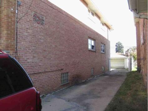 387 Madison Avenue Calumet City IL 60409