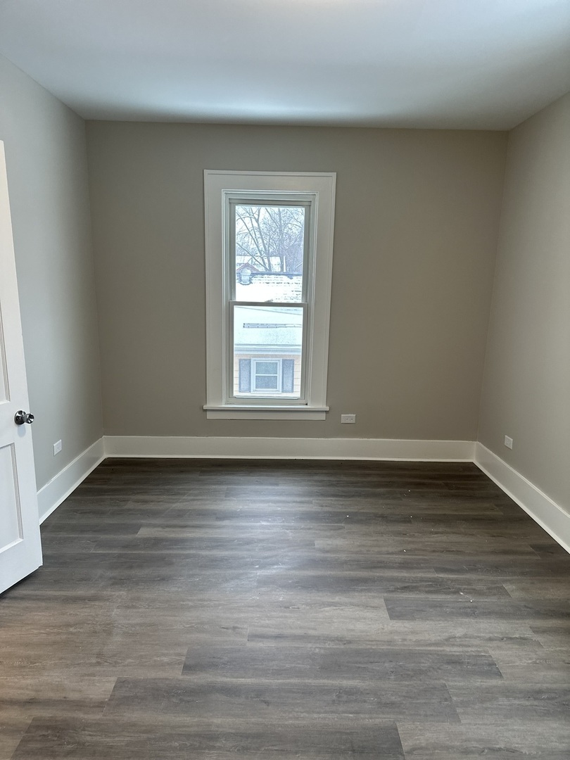 231-233 Williams Street Aurora IL 60506