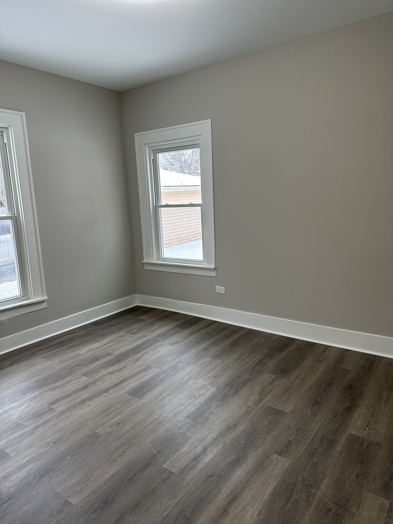 231-233 Williams Street Aurora IL 60506