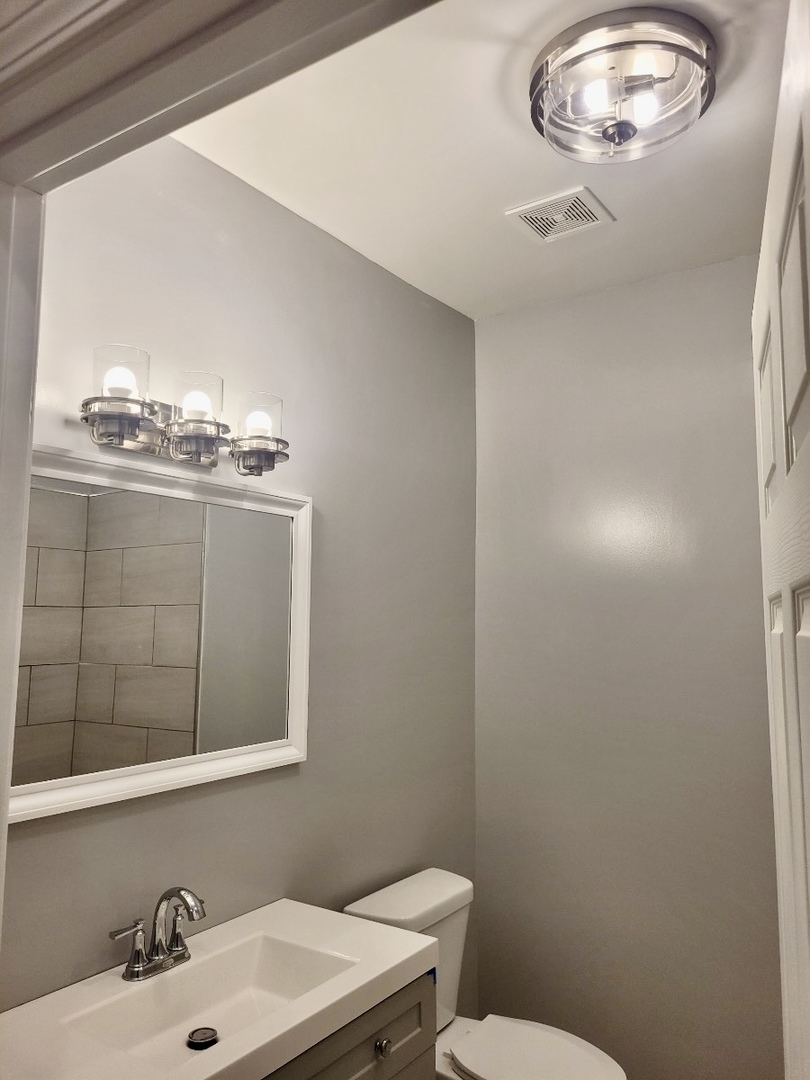 7254 South Lafayette Avenue Chicago IL 60621