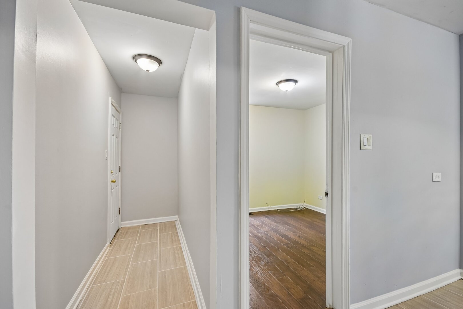 8756 South Exchange Avenue Chicago IL 60617