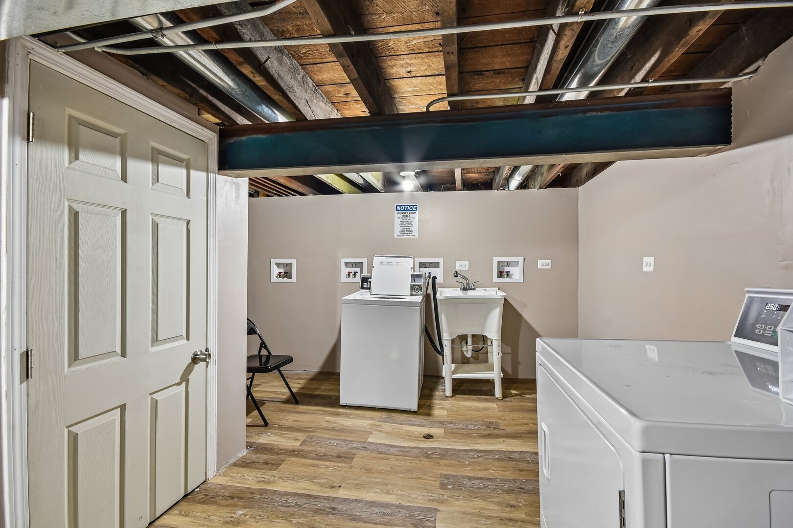 8756 South Exchange Avenue Chicago IL 60617