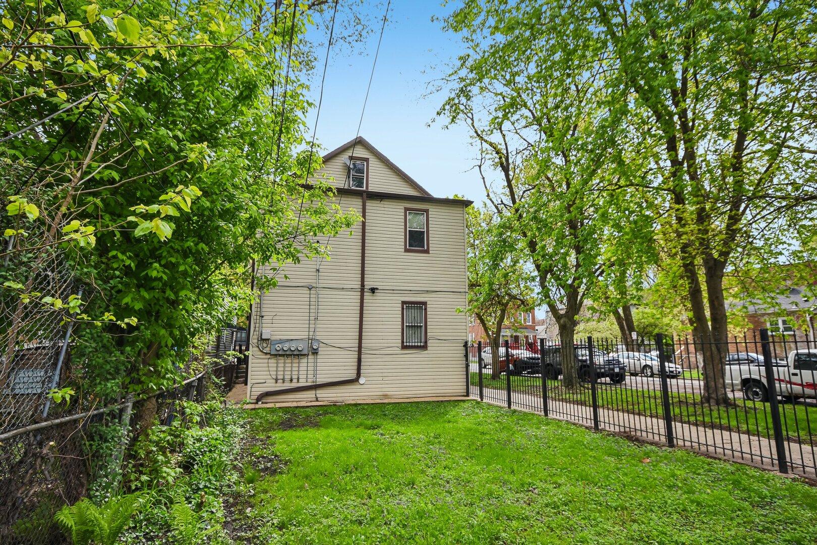 8756 South Exchange Avenue Chicago IL 60617