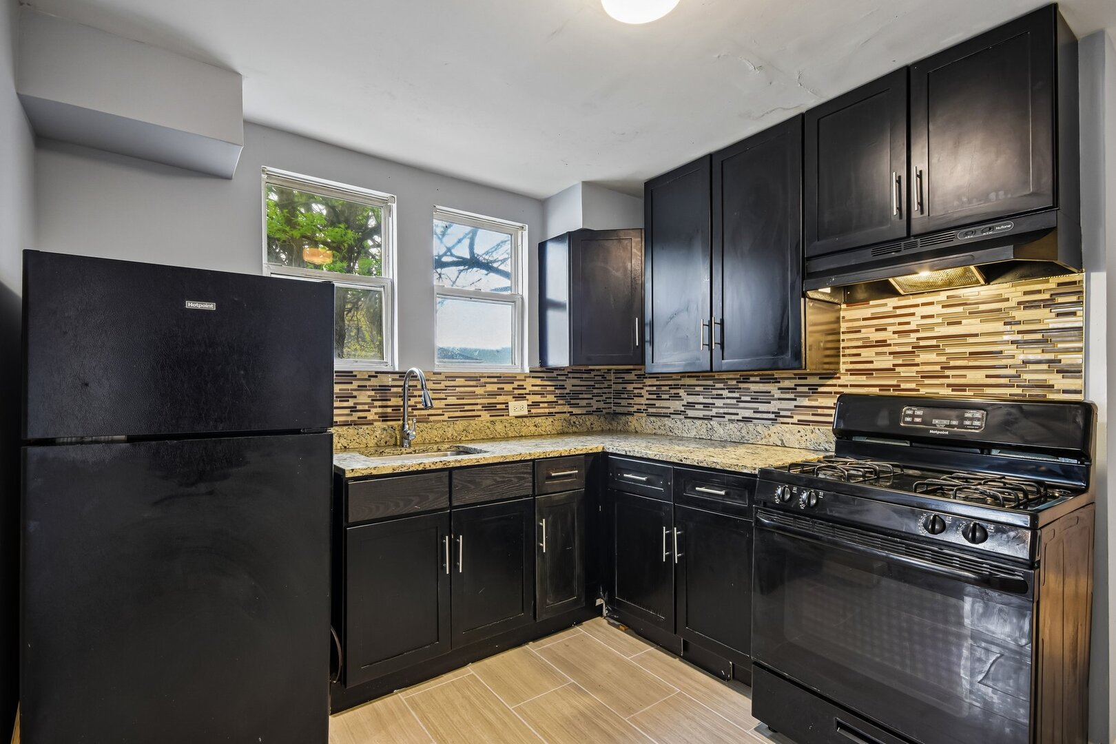 8756 South Exchange Avenue Chicago IL 60617