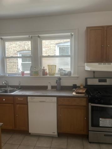 8227 South Evans Avenue Chicago IL 60619