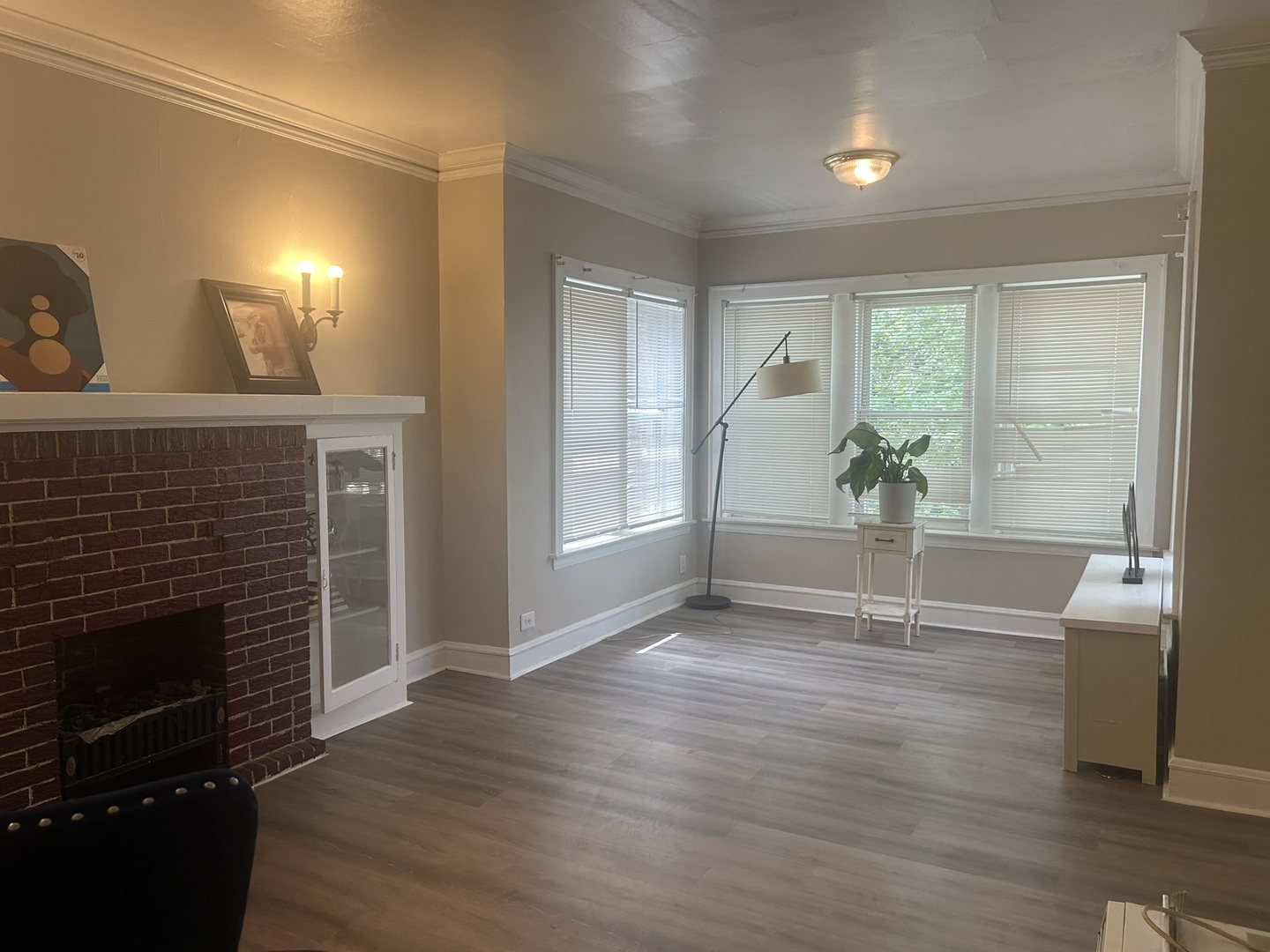 8227 South Evans Avenue Chicago IL 60619