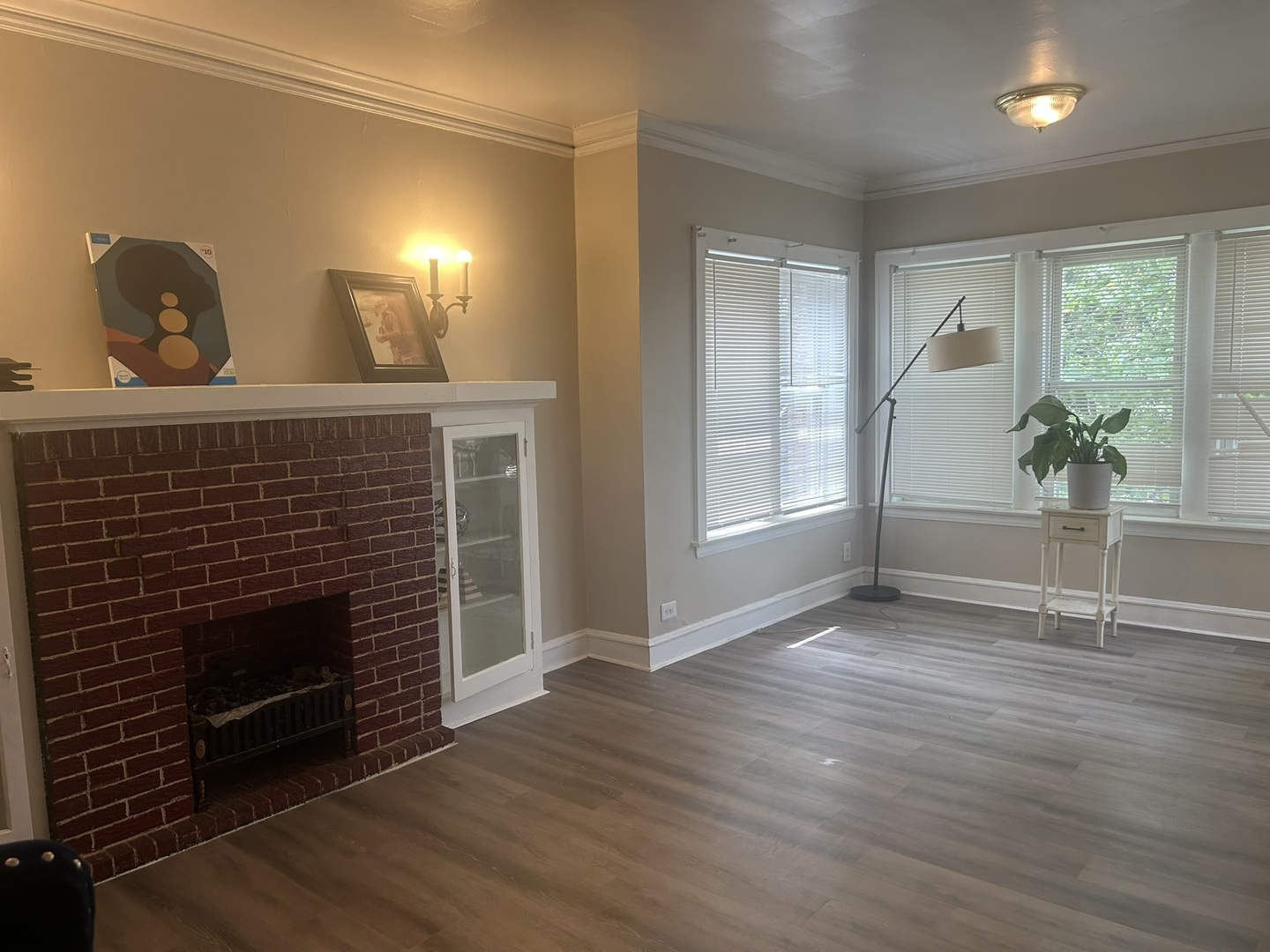 8227 South Evans Avenue Chicago IL 60619