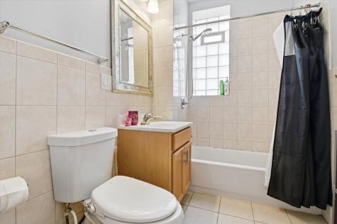 3858 West Ohio Street Chicago IL 60624