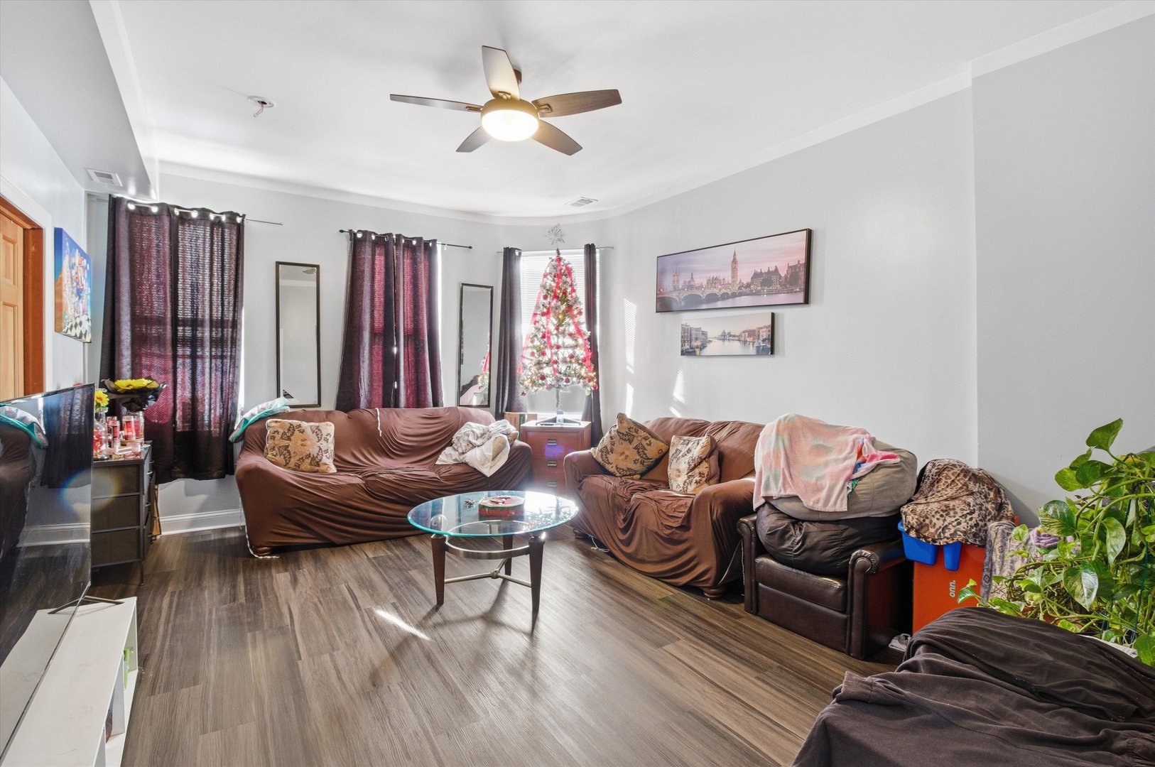 3858 West Ohio Street Chicago IL 60624