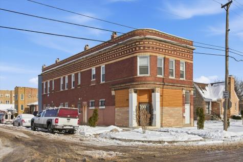 3858 West Ohio Street Chicago IL 60624