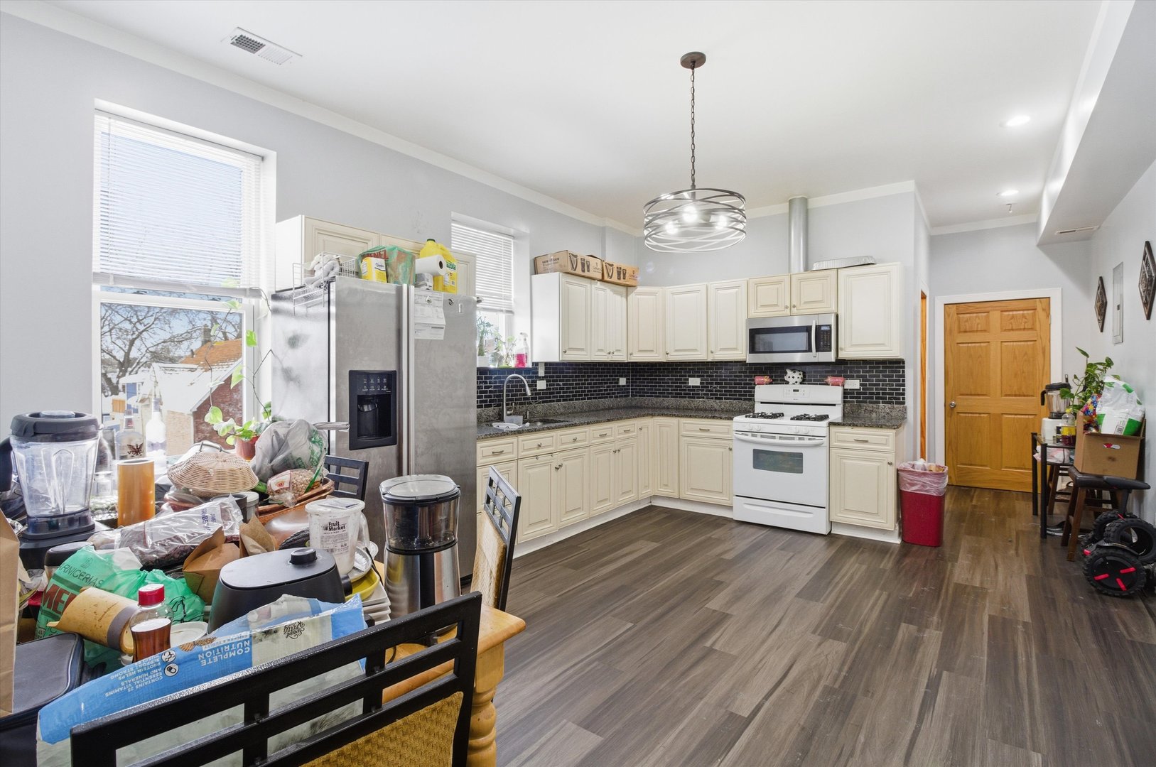 3858 West Ohio Street Chicago IL 60624