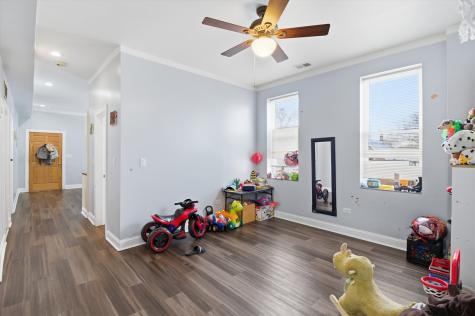 3858 West Ohio Street Chicago IL 60624
