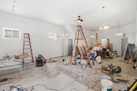 3858 West Ohio Street Chicago IL 60624