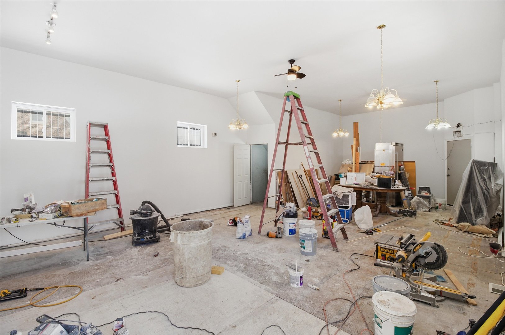 3858 West Ohio Street Chicago IL 60624