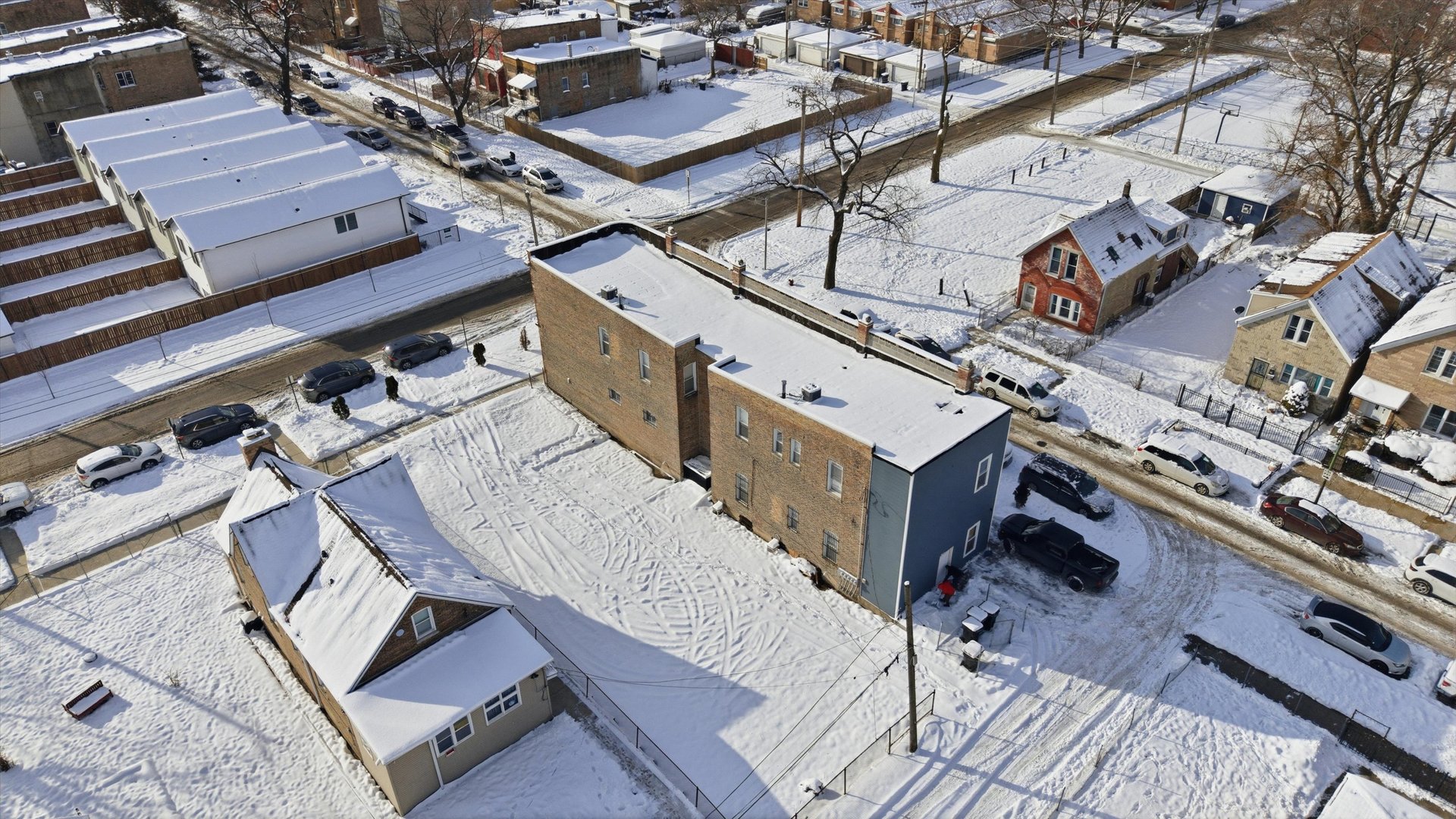 3858 West Ohio Street Chicago IL 60624