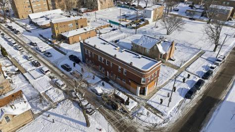 3858 West Ohio Street Chicago IL 60624
