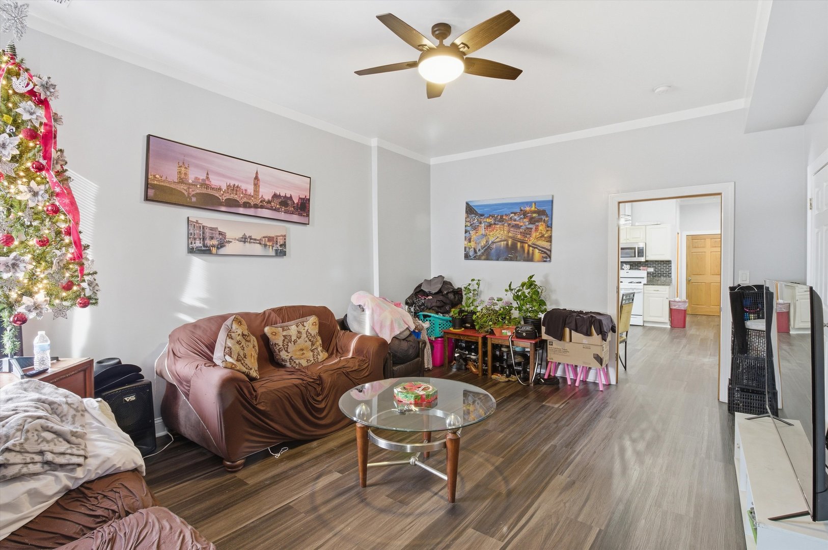 3858 West Ohio Street Chicago IL 60624