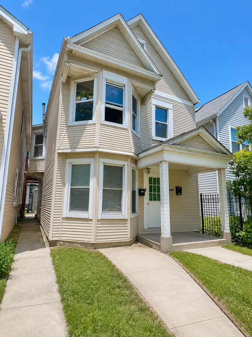 3709 West Palmer Street Chicago IL 60647