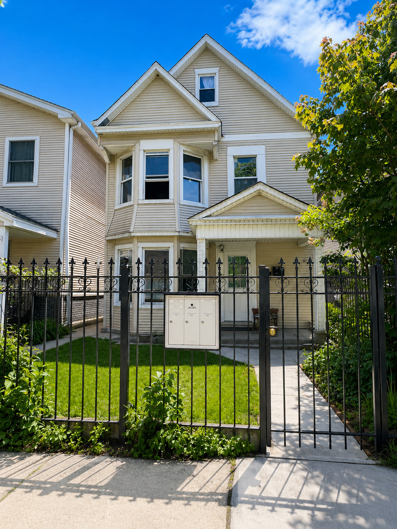 3709 West Palmer Street Chicago IL 60647